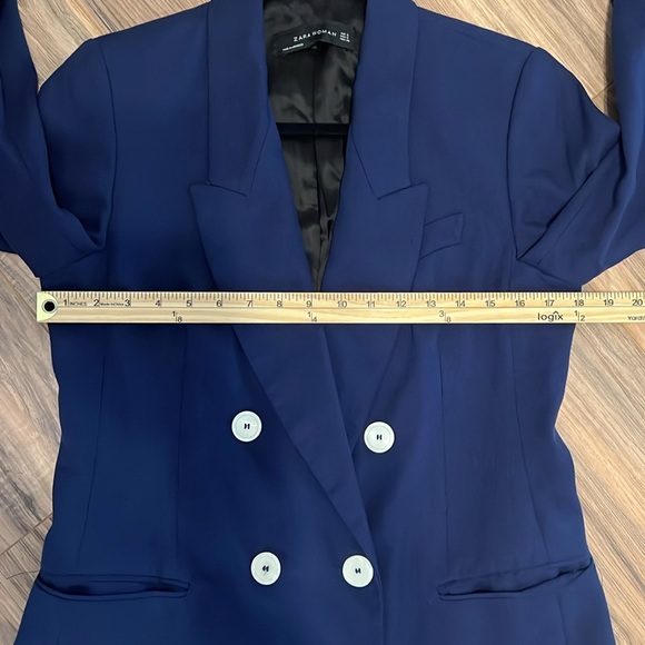 ZARA Woman Oversized Navy Double Breasted Blazer with Pearl Buttons Size Small - Picture 4 of 10